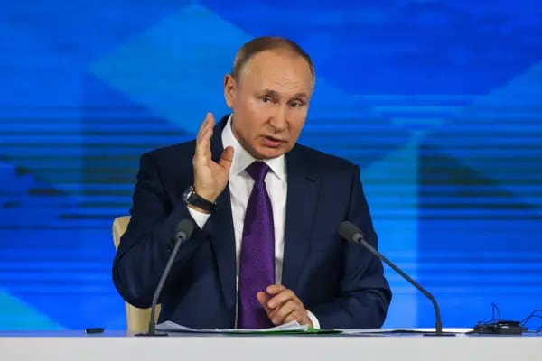 Vladimir Putin, presidente de Rusia, ofrece su conferencia de prensa anual en Moscú, Rusia, el jueves 23 de diciembre de 2021.