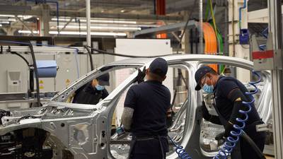 Producción de autos en México crece 31% en agostodfd