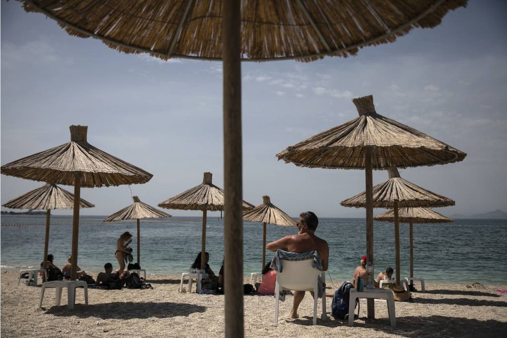 Grecia dará inicio al verano el 1 de marzo tras suavizar las restricciones de viaje