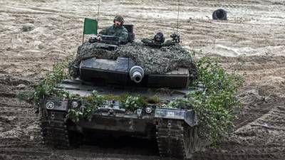 Alemania autorizará a Polonia a enviar tanques a Ucrania tan pronto como esta semanadfd