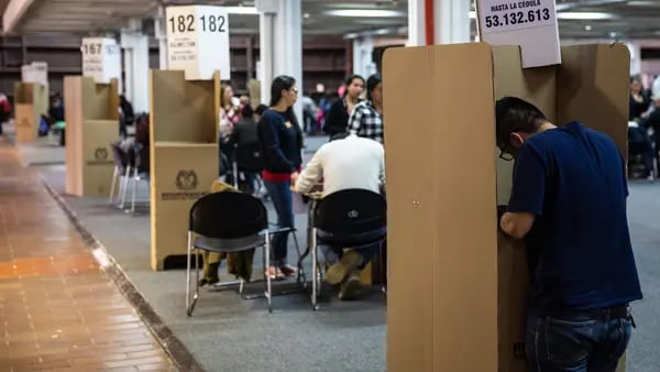 Misión de UE constató numerosos indicios de compra de votos en elecciones colombianasdfd