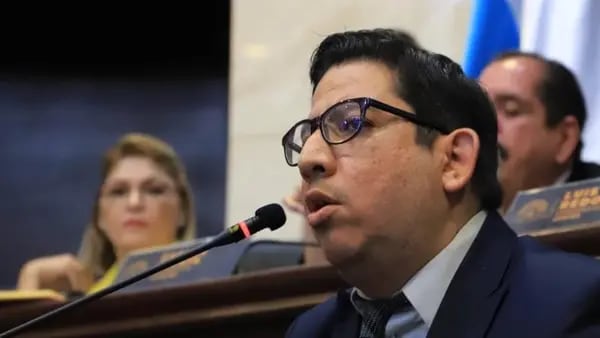 Diputados hondureños aprueban ley que garantiza la energía eléctrica como bien públicodfd