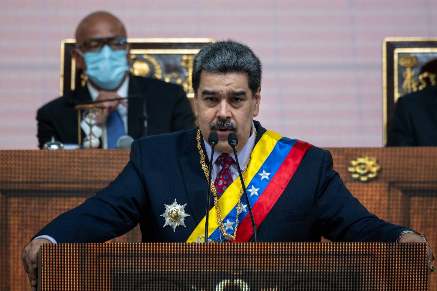 Maduro desistiu das negociações com grupos de oposição no ano passado com o objetivo de resolver as crises políticas e econômicas em curso na Venezuela