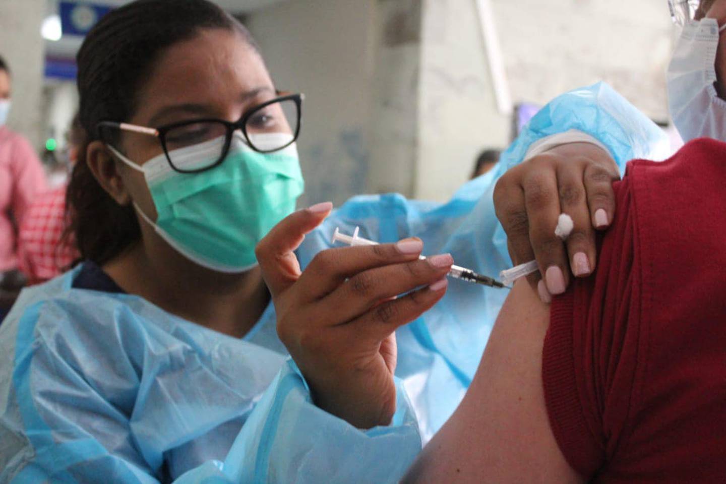 Honduras ya ha recibido más de 14.7 millones de dosis de vacunas contra el covid-19.dfd