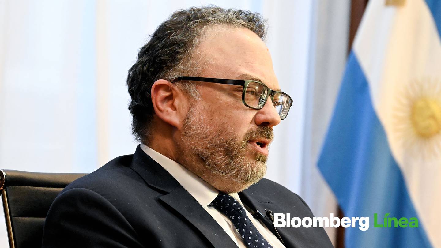 El funcionario nacional en una entrevista exclusiva con Bloomberg Línea, en agosto de 2021.