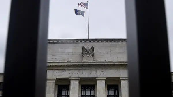 “Es apropiado ser paciente”: altos funcionarios de la Fed sobre recortes de tasasdfd