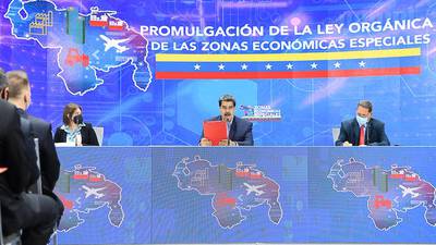 Maduro anuncia cinco Zonas Económicas Especiales, abiertas para inversión extranjeradfd