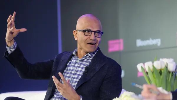 Inteligência artificial criará paradigma para buscas, diz CEO da Microsoftdfd