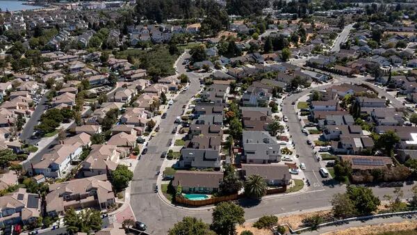 Precios de casas en EE.UU. suben por sexto mes con menor inventariodfd