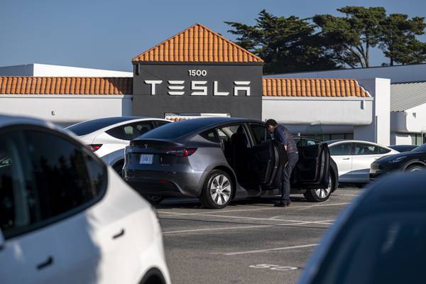 La mejor semana de Tesla desde 2013 aviva las apuestas de que lo peor ya pasódfd