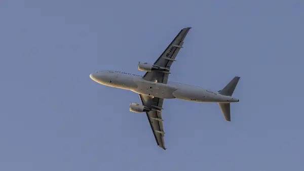 El 2023 fue el año más seguro para viajar en avión, según IATAdfd