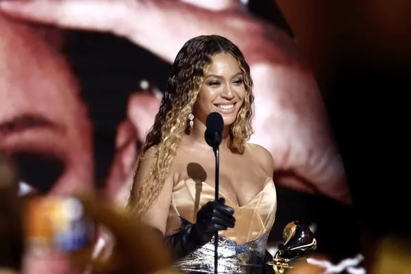 Beyonce recibe el premio al Mejor Álbum de Música Dance/Electrónica por Renaissance