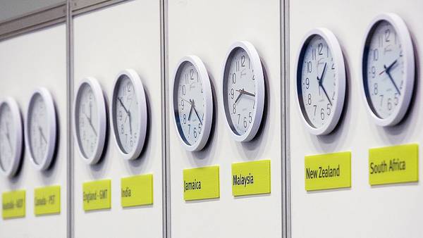 ¿Qué hora es en México ? Dispositivos registran erróneamente cambio al horario de veranodfd