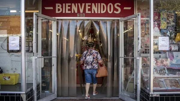 Llaman a fijar atención a la creciente influencia económica de los latinos en EEUUdfd