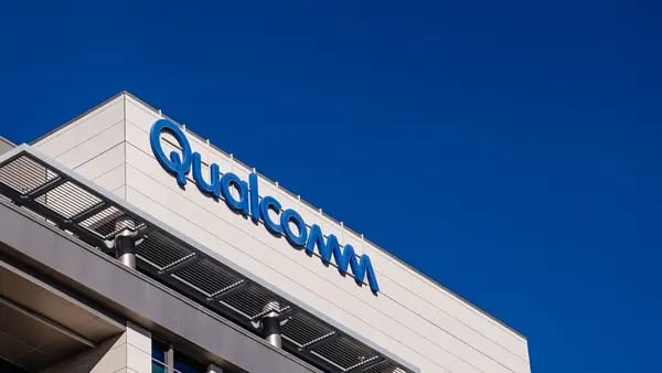 Qualcomm presenta un chip para realidad mixta que competirá con el visor de Appledfd