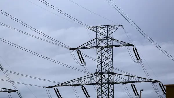 Xóchitl Gálvez planea invertir US$20.000 millones en redes eléctricas en Méxicodfd