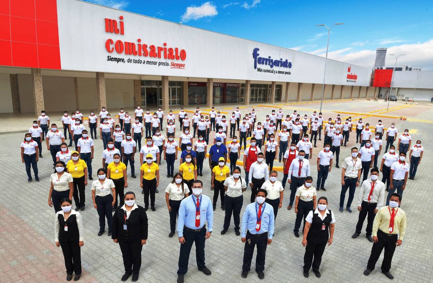 Mi Comisariato, de corporación El Rosado, es la segunda cadena de supermercados más grande del Ecuador.