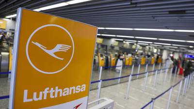 Lutfhansa vai cortar maioria dos voos em Frankfurt e Munique em meio a grevedfd