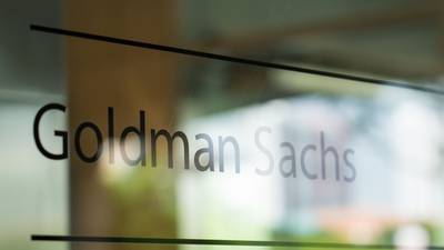 Goldman diz que mercados nos EUA subestimam risco de recessãodfd