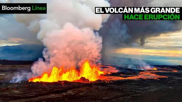 El volcán más grande del mundo hace erupción después de 38 añosdfd