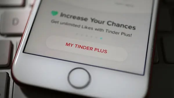 Tinder ofrece una suscripción de US$500 al mes a sus usuarios más activosdfd