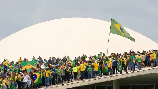 Los disturbios en Brasil minan el ánimo de los inversores tras un comienzo de año agitadodfd