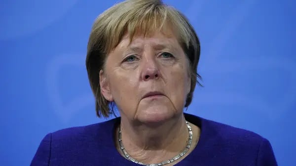 Merkel dice que brote de Covid-19 es “peor que todo lo que hemos visto”dfd