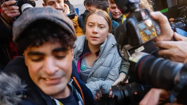 Greta Thunberg se declara inocente por protesta contra petróleo en Londresdfd