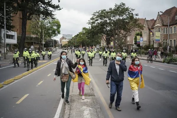 Marchas a favor Petro: cómo avanza, rutas y bloqueos en Bogotá
