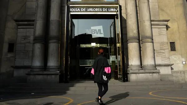 Peru Evades LatAm Market Slump; NYSE Closes Lower Amid Bank Stock Crashdfd