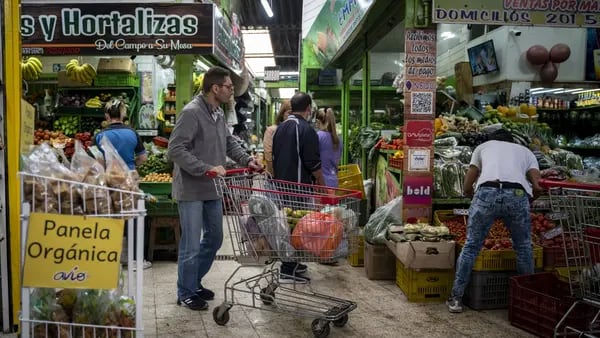 ¿Por qué Colombia no ha podido controlar la inflación como otros países de LatAm?dfd