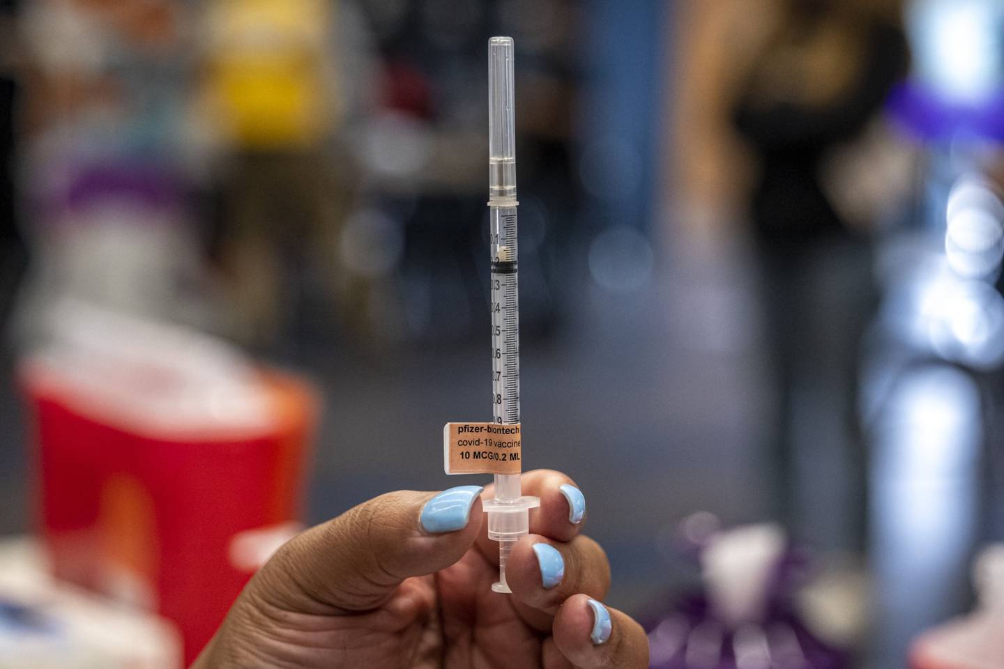Una vacuna con una dosis pediátrica de una vacuna contra el Covid-19.