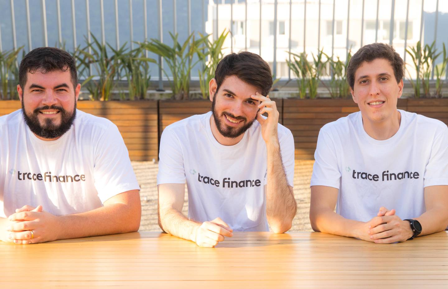 Rafael Luz (COO), Bernardo Brites (CEO) e Leone Parise (CTO), co-fundadores da Trace Finance. Divulgação