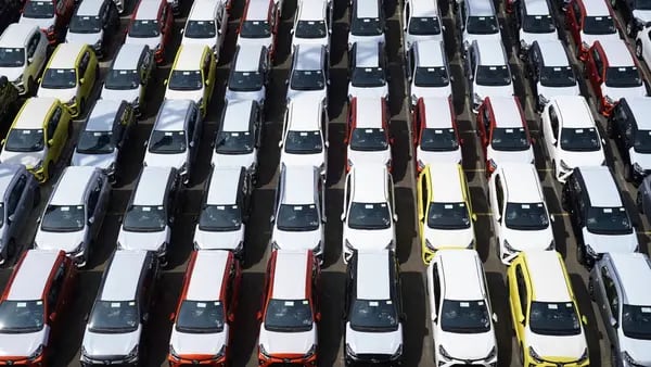 Exportaciones mexicanas crecen 25% impulsadas por la recuperación del sector automotrizdfd