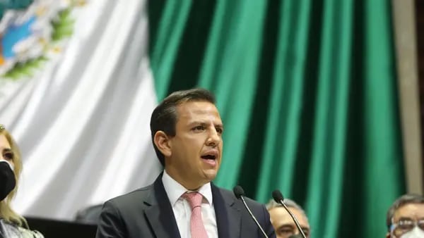 Xóchitl Gálvez suma a su equipo a exsubsecretario de Hacienda con Peña Nietodfd