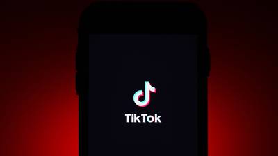 TikTok prohíbe recaudación de fondos a políticos y cuentas gubernamentales dfd
