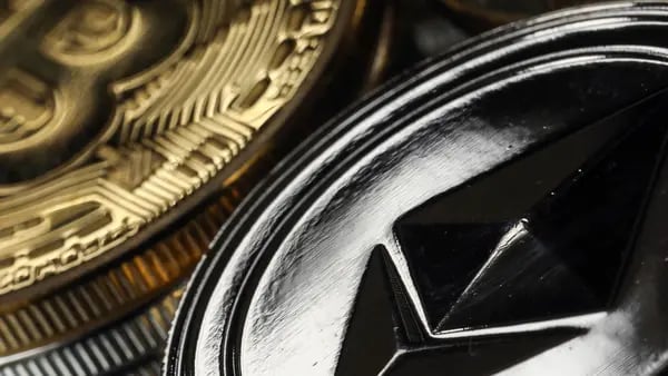 BNY Mellon lanza plataforma de servicios financieros para bitcoin y etherdfd