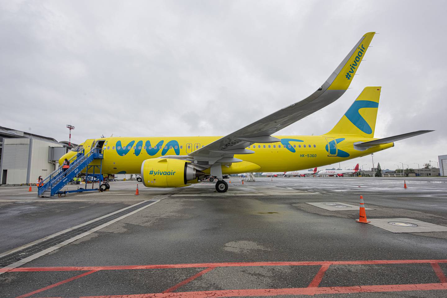 Argentinos reclaman respuestas de Avianca y Viva Air.dfd