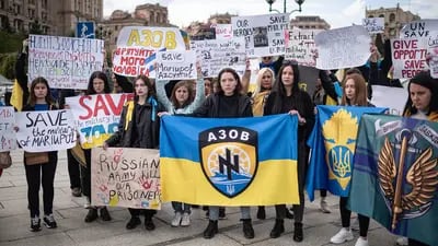 Manifestación de apoyo a los defensores de Mariúpol