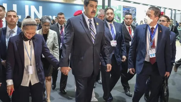 Nicolás Maduro Hobnobs with World Leaders in Search of Legitimacydfd