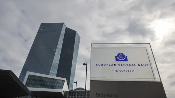 Banco Central Europeu mantém taxa de juros estável e sinaliza cortes em junhodfd