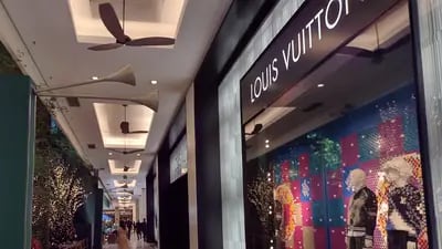 Corredor do Shopping Cidade Jardim, em São Paulo: marcas de luxo estão no alvo do público da Faria Lima