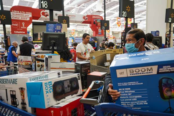 Inflación en México desacelera en noviembre, pero subyacente sube y presiona a Banxicodfd