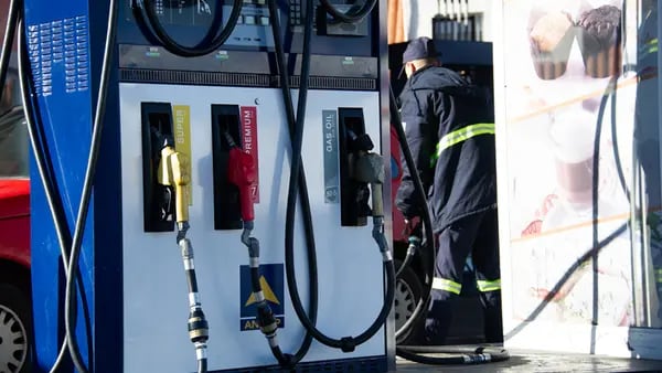 Estaciones de servicio de Uruguay denuncian desabastecimiento de nafta y gasoil por parodfd