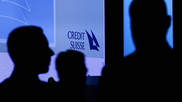 UBS ve ganancias de US$35.000 millones con Credit Suisse y alerta de costes legalesdfd