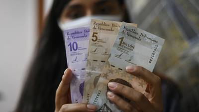 Se apreció: Así abrió el dólar este martes 19 de octubre en Venezuela dfd