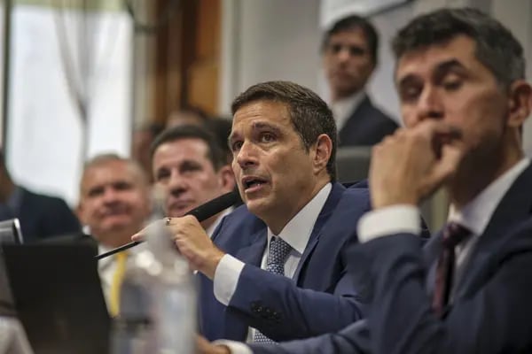 Roberto Campos Neto, presidente del Banco Central de Brasil, durante una audiencia de la Comisión de Asuntos Económicos del Senado (CAE) en el Congreso Nacional en Brasilia, Brasil, el martes 25 de abril de 2023.