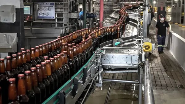 Productores de cerveza aceleran la marcha para enfrentar la fuerte demanda en Méxicodfd
