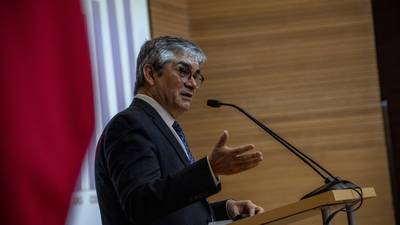 Mario Marcel, ministro de Hacienda: Chile continuará con la consolidación fiscaldfd