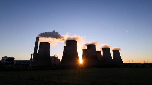 ‘Crazy’ Carbon Offsets Market Prompts Calls for Regulationdfd